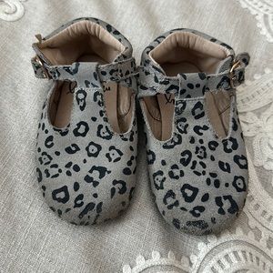 Gray leopard print Monkey Feet shoes